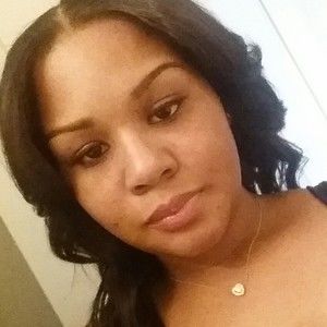 Meet your Posher, Alexia